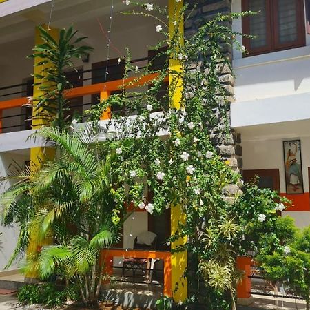 New Kovalam Beach Hotel Exterior photo